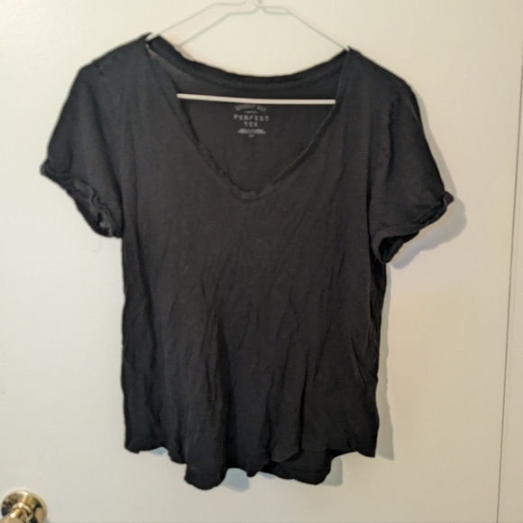 Aeropostale Black Plain Tee Soft  V neck black - Picture 2 of 5